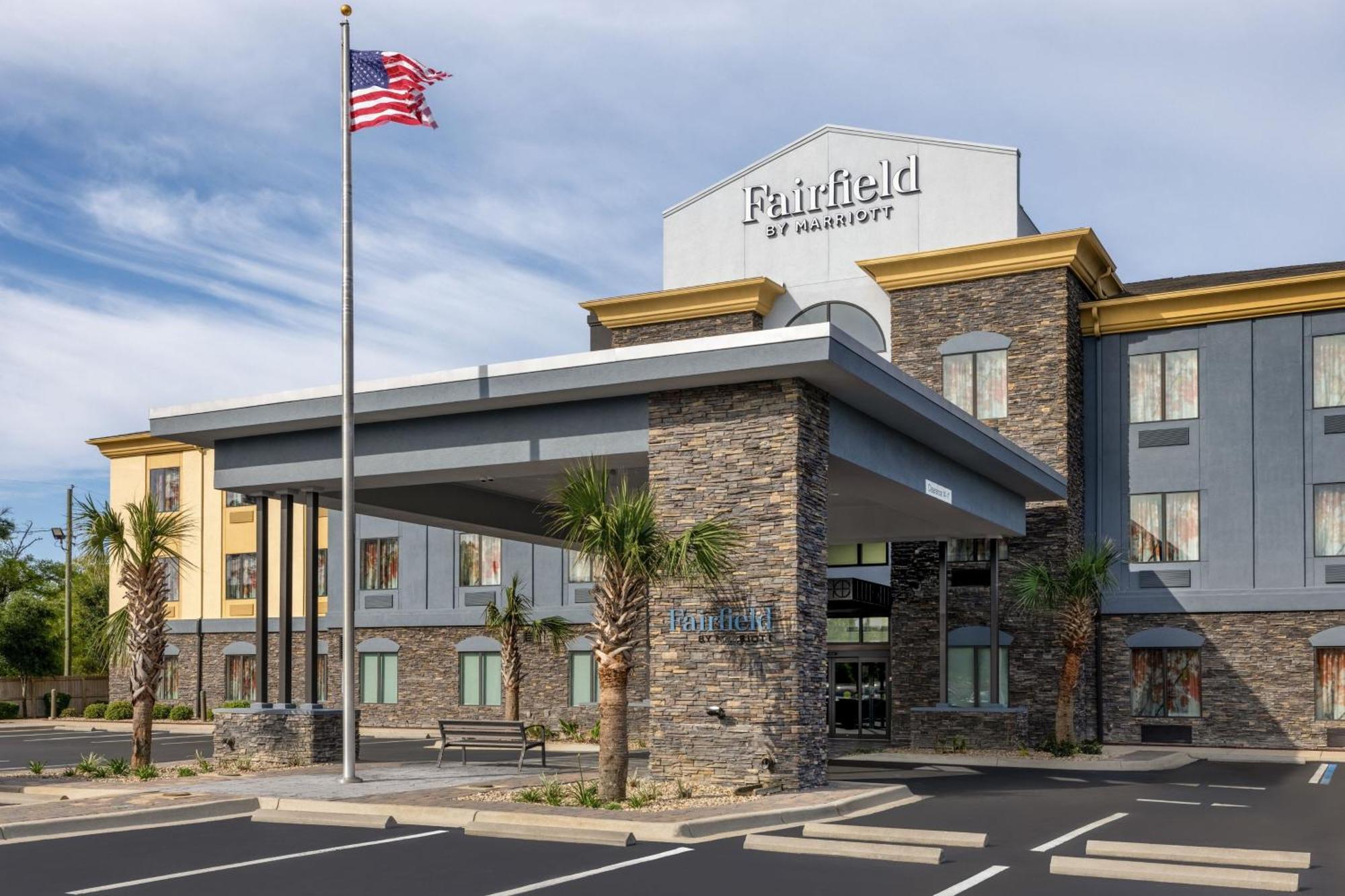 Fairfield Inn & Suites By Marriott Fort Walton Beach Hurlburt Area Exterior foto